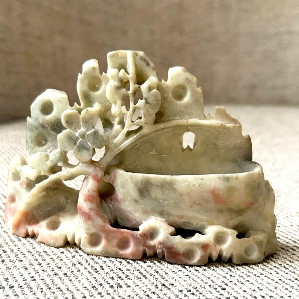 Vintage Chinese Carved Soapstone Floral Vase inkwell decor
